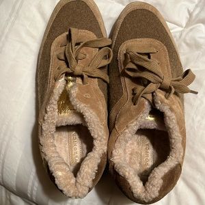 Veronica beard sneakers